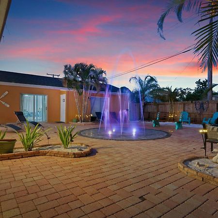 Coastal Villa W Amazing Courtyard - Splash Pad! Sarasota Exterior foto